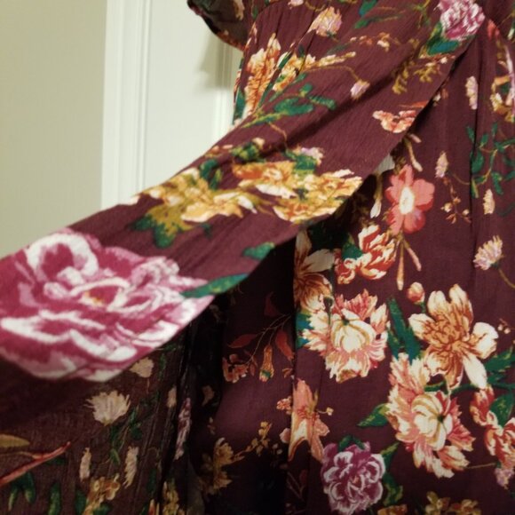 Floral High Low Faux Wrap Spring / Summer Dress - Picture 9 of 13